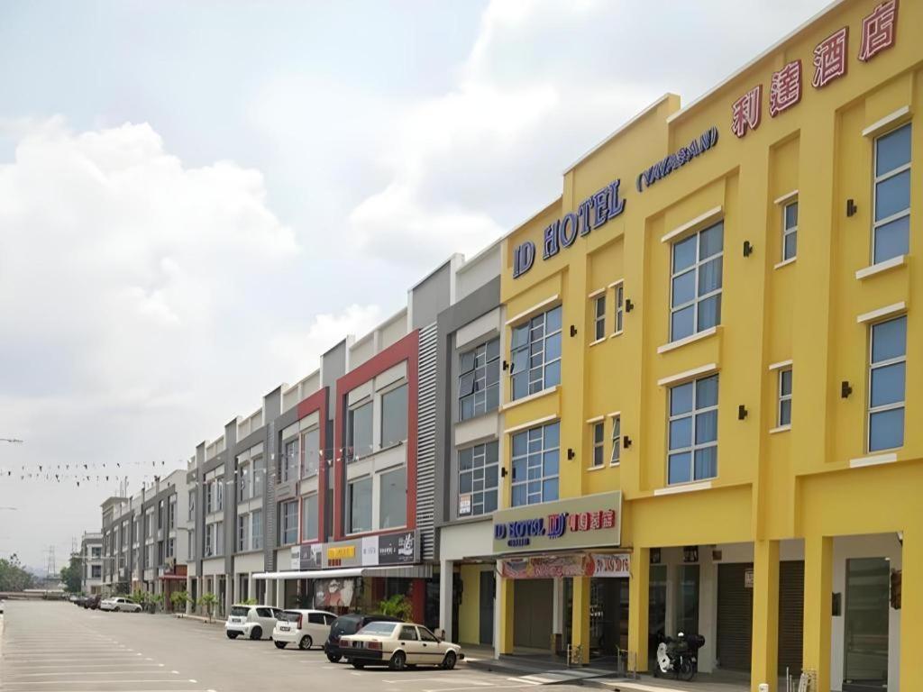 Id Hotel Yayasan Segamat Buitenkant foto