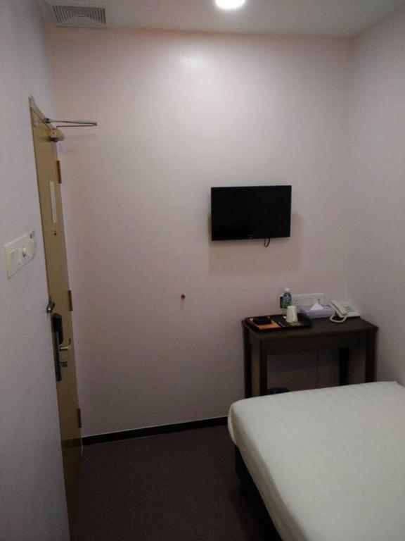 Id Hotel Yayasan Segamat Buitenkant foto