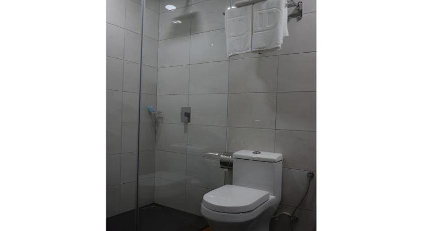 Id Hotel Yayasan Segamat Buitenkant foto