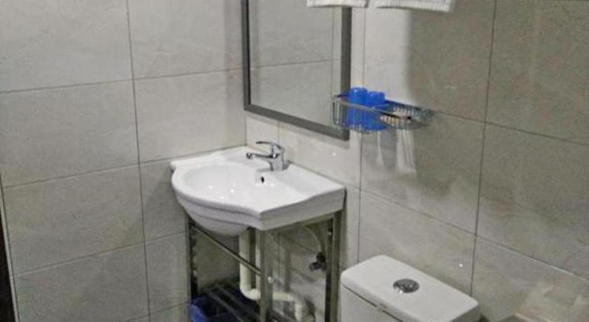 Id Hotel Yayasan Segamat Buitenkant foto