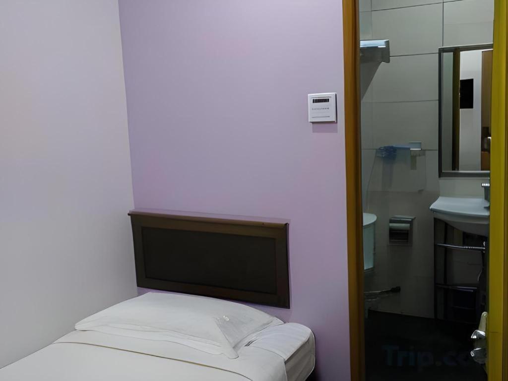 Id Hotel Yayasan Segamat Buitenkant foto