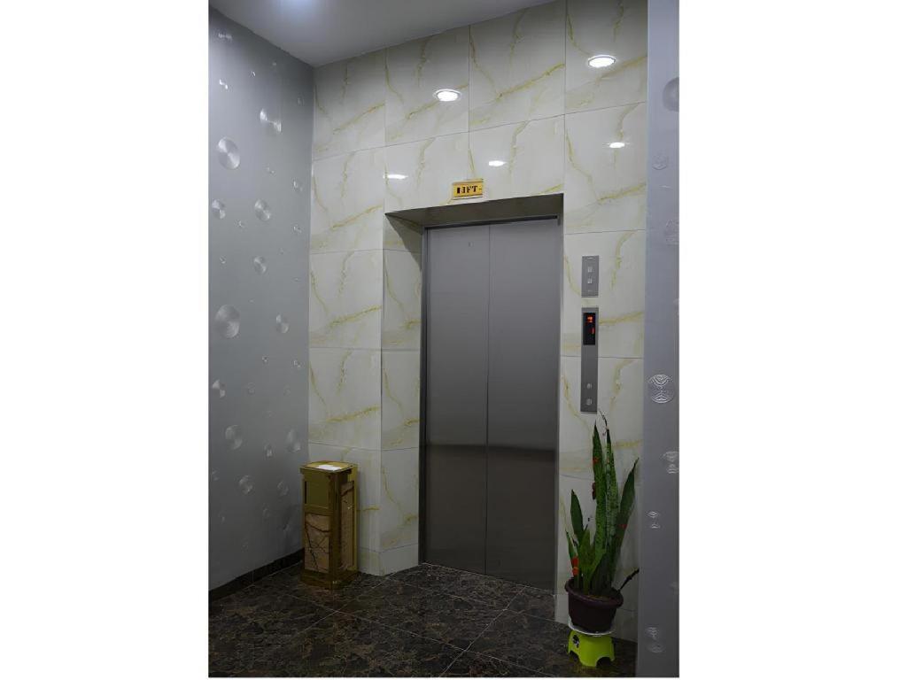 Id Hotel Yayasan Segamat Buitenkant foto