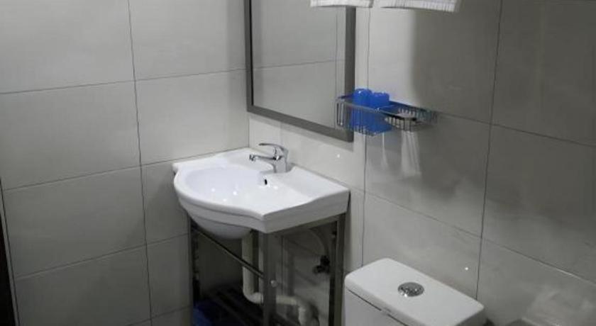 Id Hotel Yayasan Segamat Buitenkant foto
